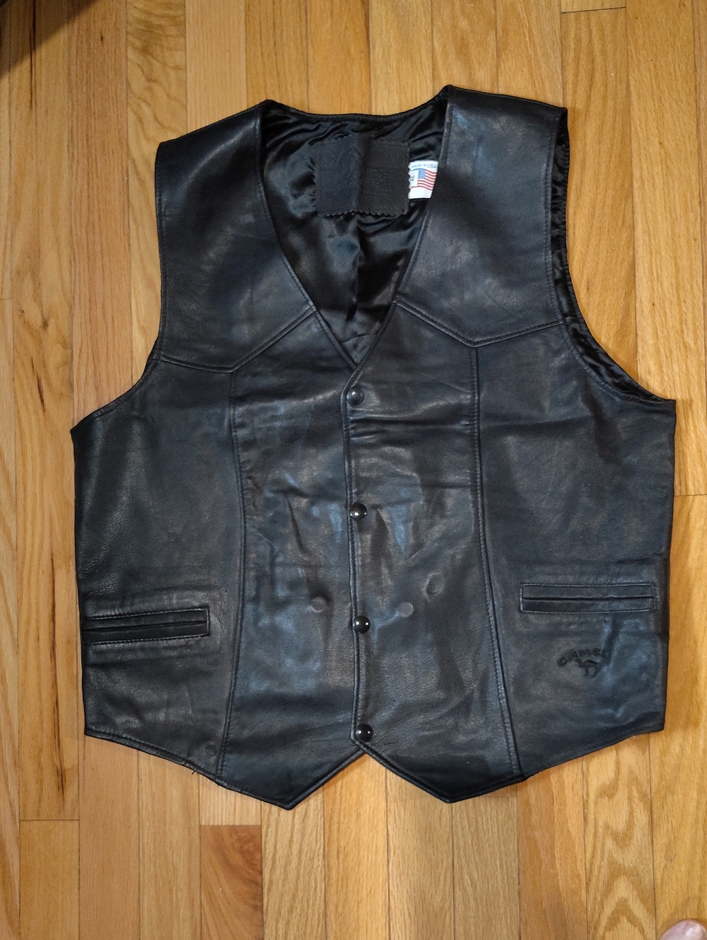 Men's Black Leather Vest - Classic Sleeveless Jacket